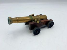 Scale Brass Desktop Signal Firing Cannon. L 21cm.