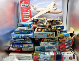 Collection of boxed plastic aeroplane model kits. Includes Airfix, Matchbox & Revell examples.