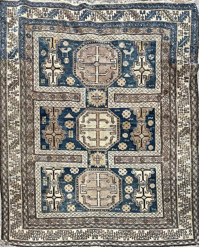 Small Shirvan rug 127 x 102cm