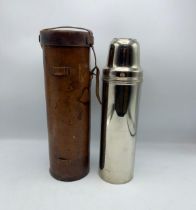 Vintage leather huntsman leather flask case with original flask, 35cm high