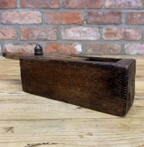 Early primitive wooded mouse trap with pokerwork decoration, 28cm long