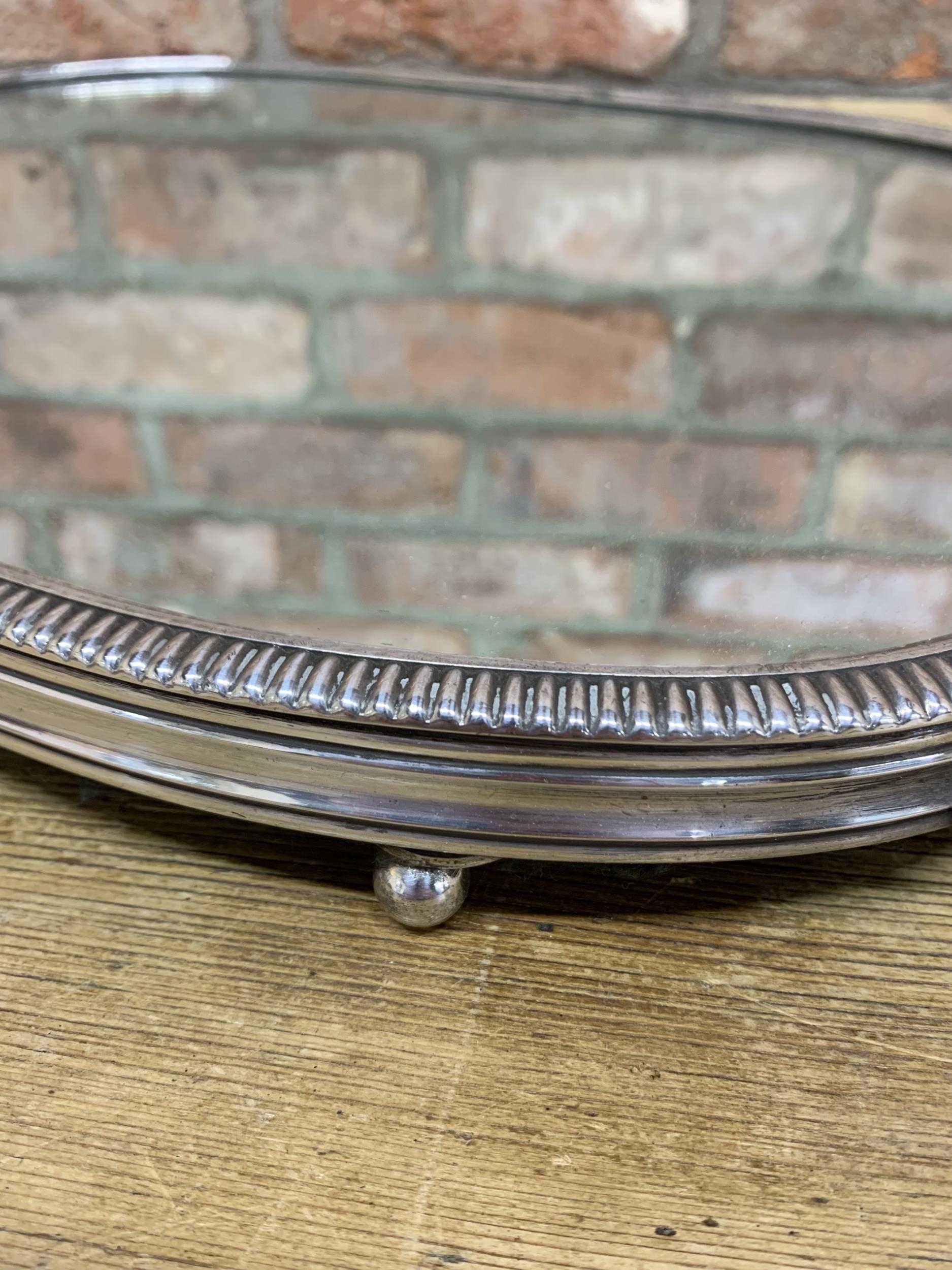 19th century silver plated tray or platter, with mirrored top and ball feet, 36 x 49cm - Bild 2 aus 3