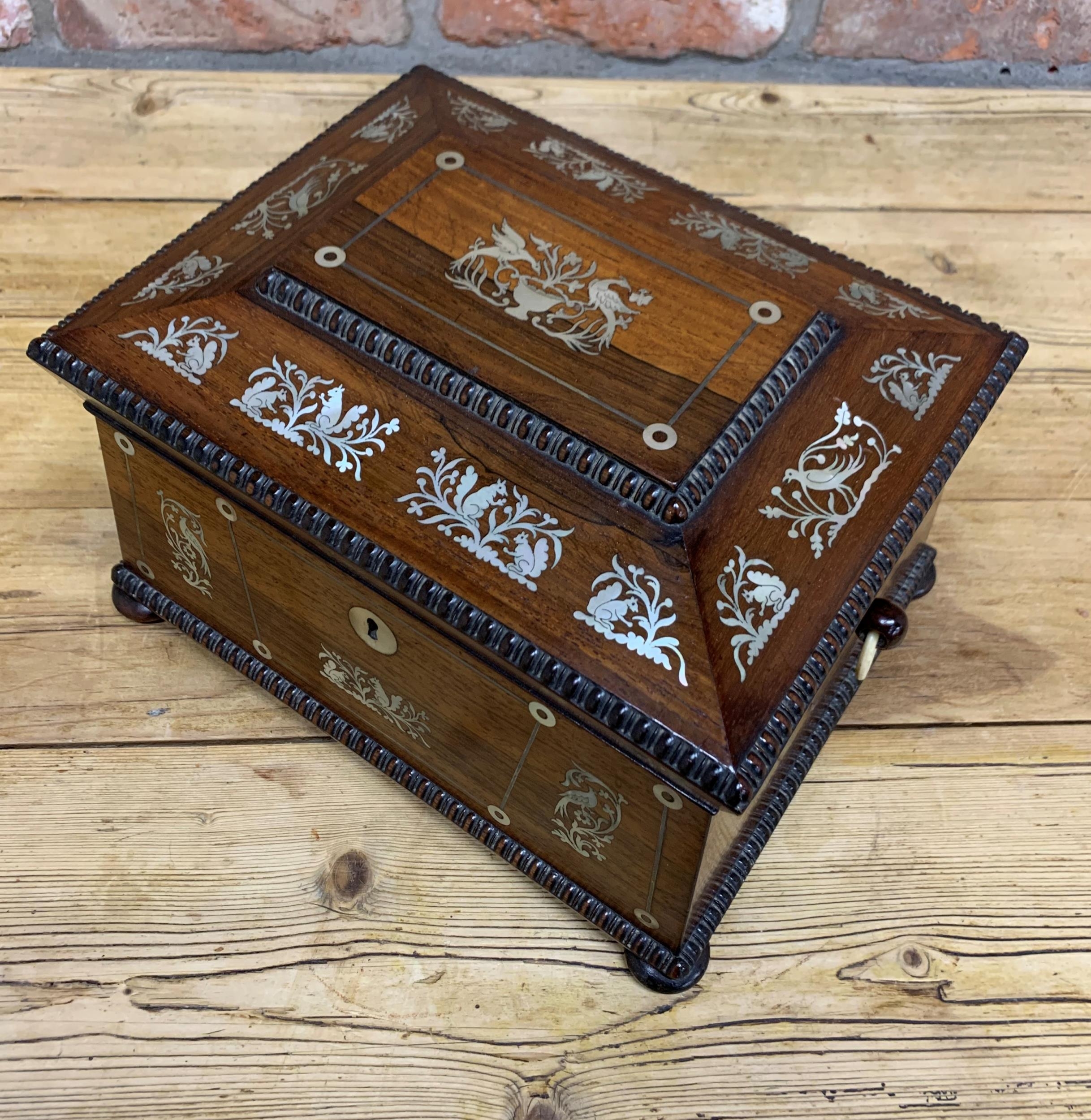 Impressive late Regency rosewood panelled sarcophagus sewing box, having an ornate squirrel and - Image 3 of 5