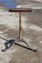 Antique cast iron roller stand, the base stamped 'Wolseley', H 73cm