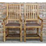 Workshop of Robert Mouseman Thompson (Kilburn) - Pair of English oak armchairs with vertical slat