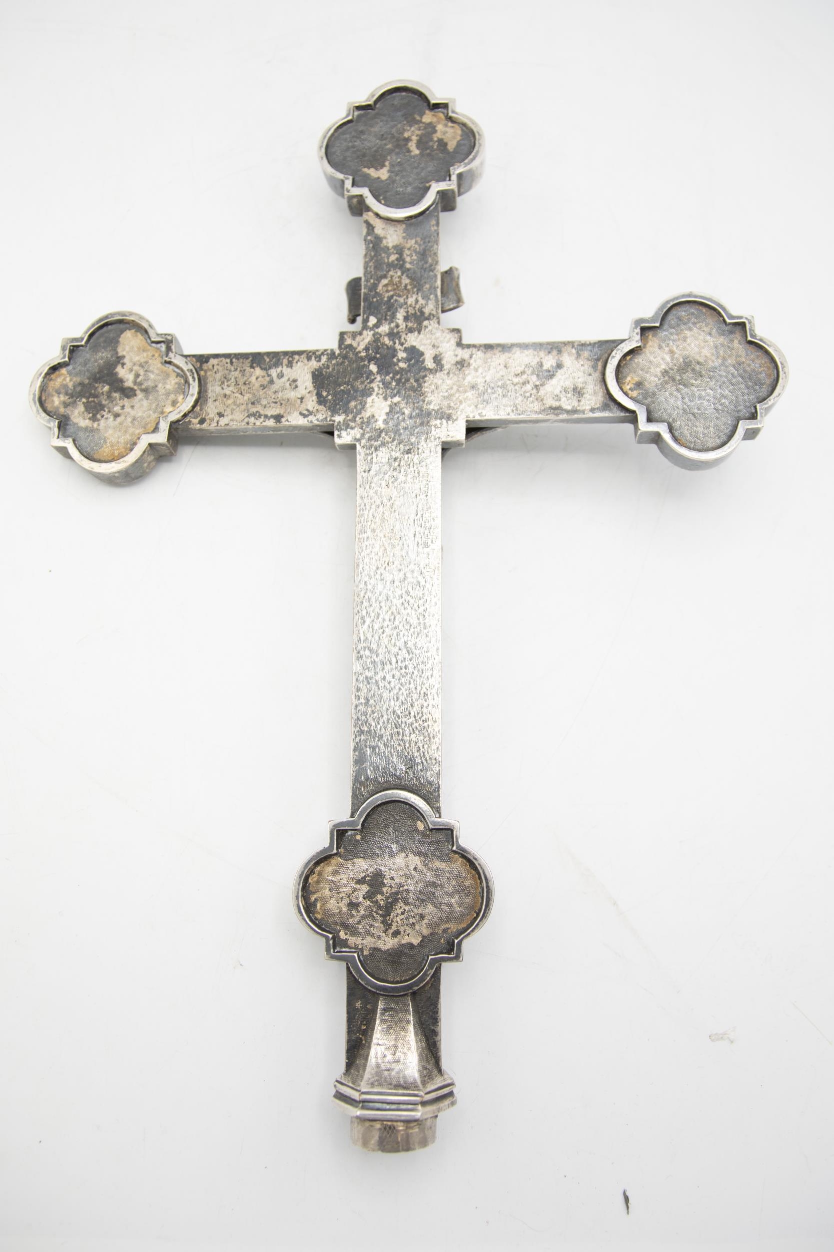 Good silver plated cast bronze crucifix staff mount, 41 x 29cm - Bild 2 aus 2