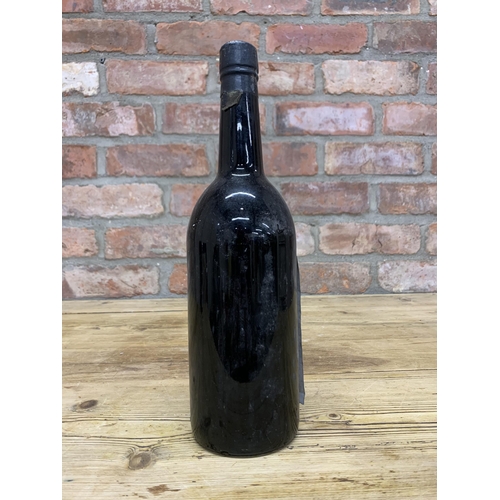 Single Bottle of Warre's 1970 Vintage Port - Image 2 of 2