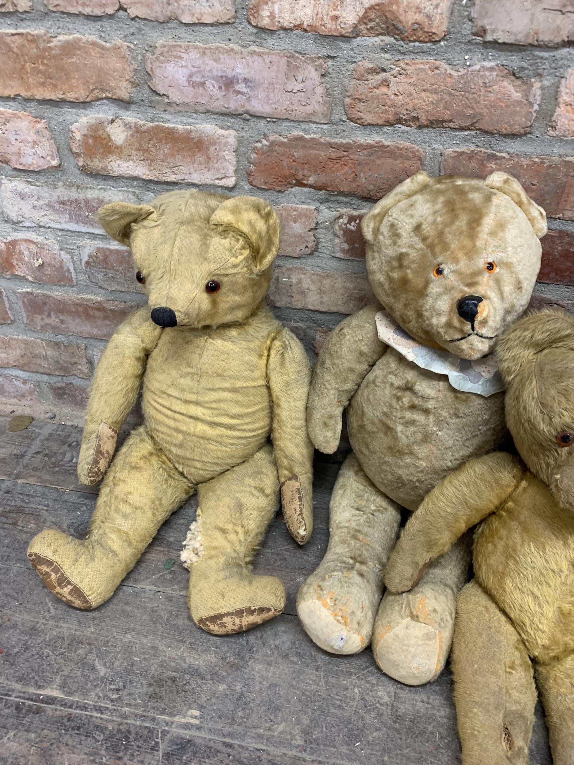 Quantity of antique and vintage mohair straw filled teddy bears, Largest 75cm, some AF (10) - Image 5 of 5