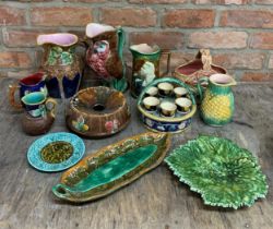 Mixed quantity of majolica ceramics to include jugs, pitchers & plates (12)