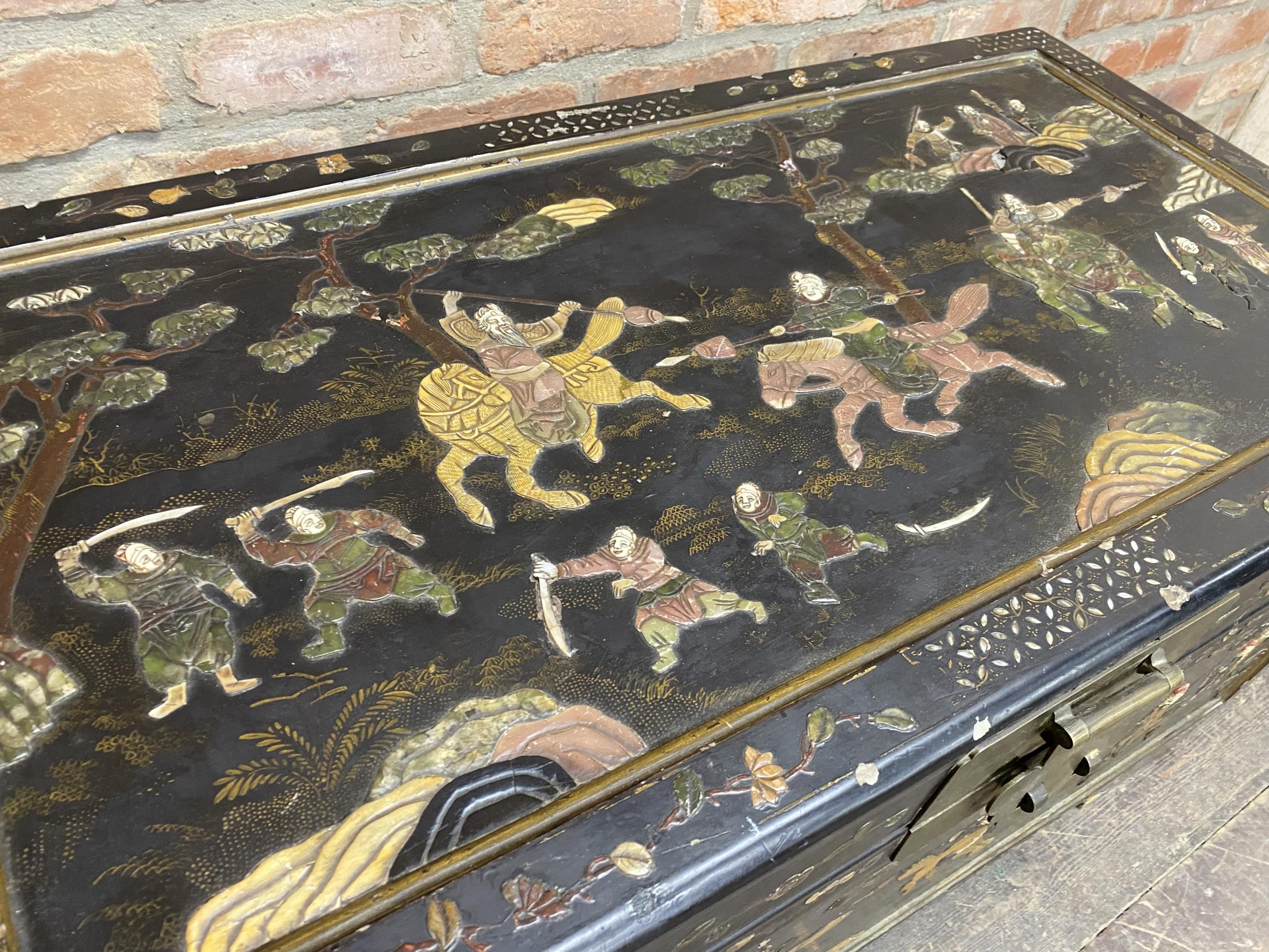 Impressive Chinese camphorwood lacquered specimen inlaid trunk decorated with a hardstone and bone - Image 3 of 6