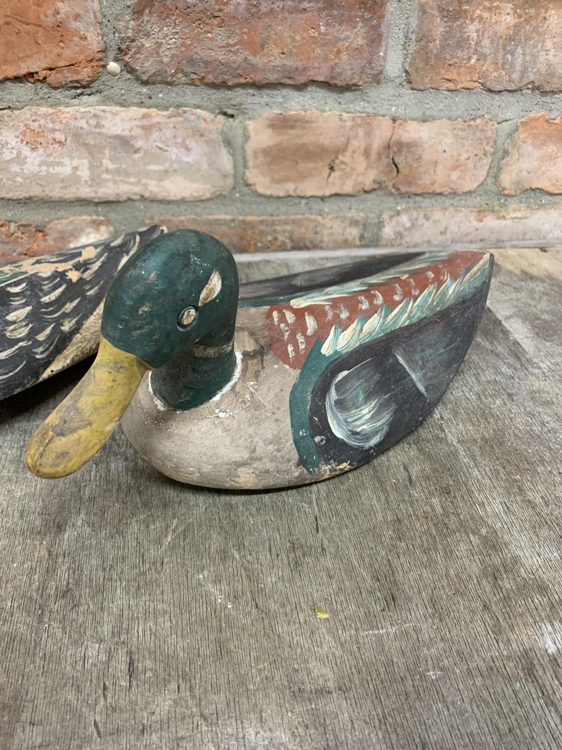 Pair of hand painted carved wooden Folk Art decoy ducks (2) - Image 3 of 3