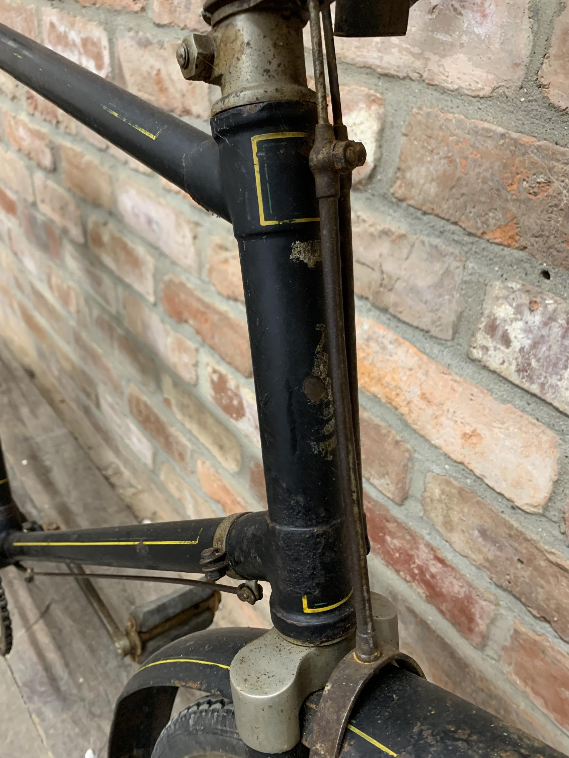 1920's Coventry Eagle Roadster bicycle, retaining what appears to be its original black and yellow - Image 3 of 6