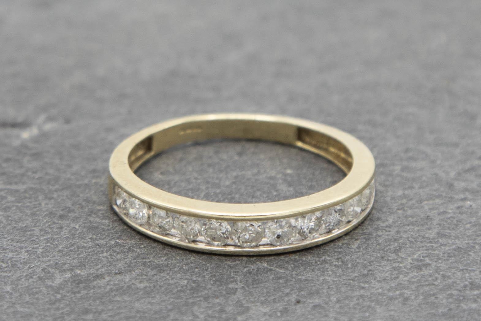 Good 9ct diamond half eternity ring, twelve .10ct diamonds, size T, 2.1g