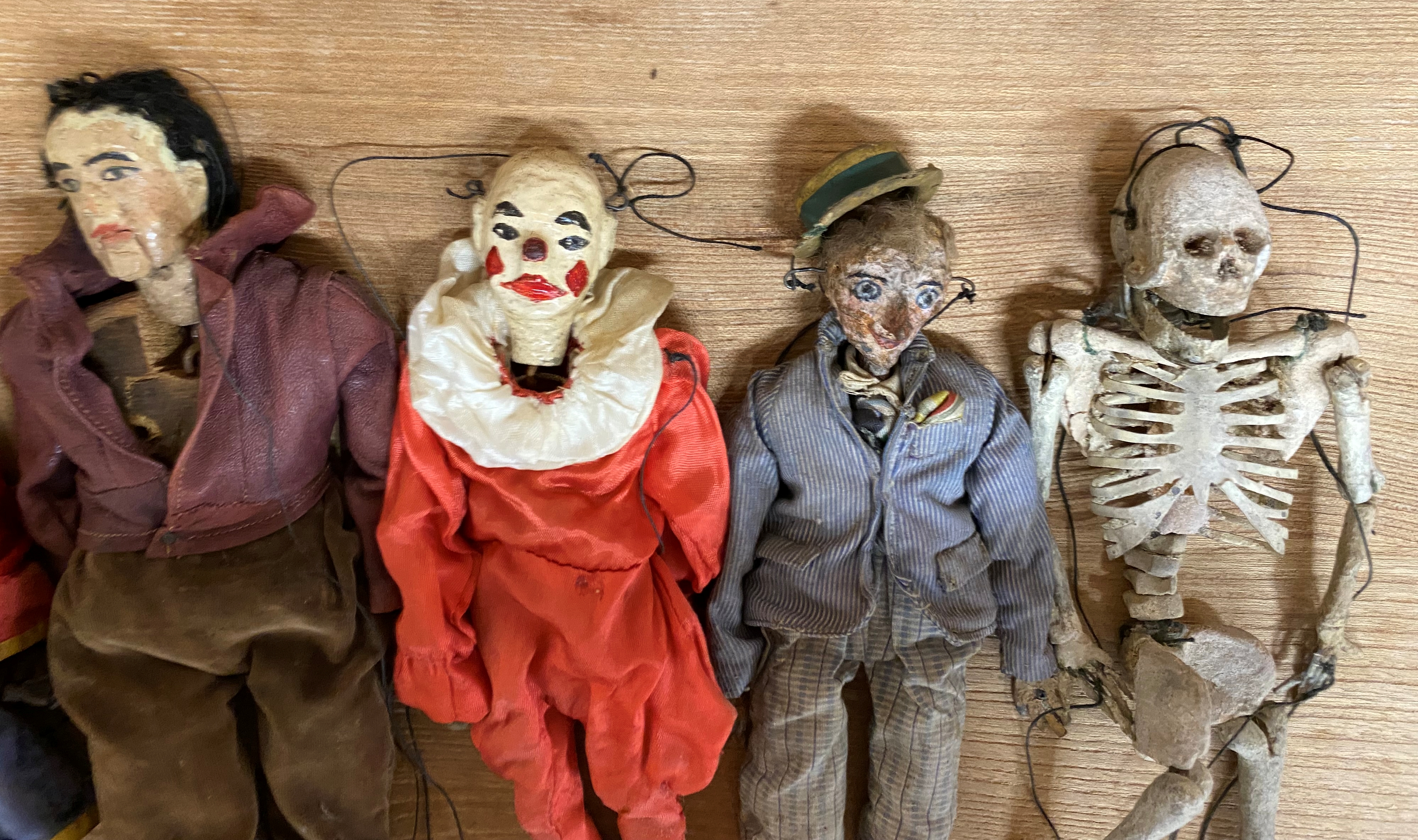 Collection of seven 19th century Folk Art puppets, with lead feet (the skeleton with lead head), - Image 3 of 4