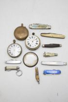 Mixed cabinet comprising three pocket watches and nine penknives (2)