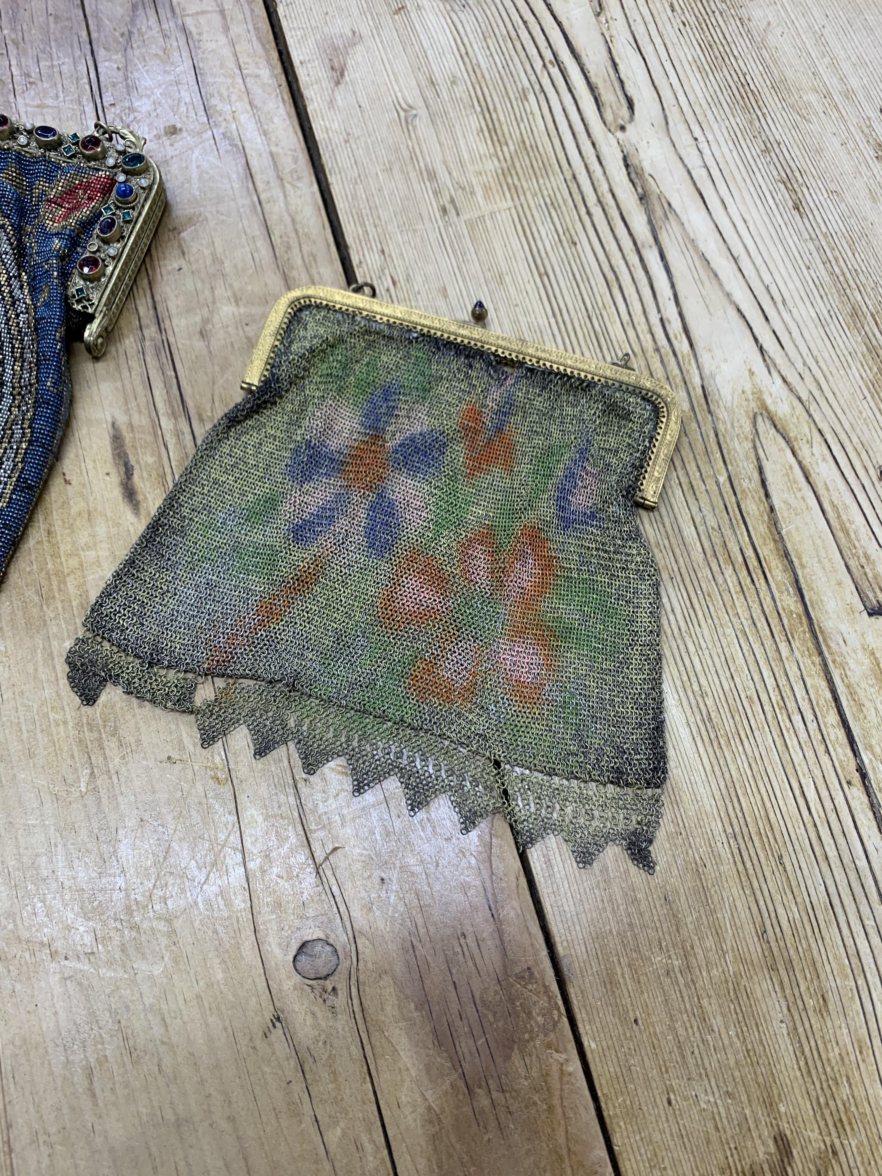 Early 20th century evening chain purses with floral design to include gemstone adorned example (2) - Image 3 of 4