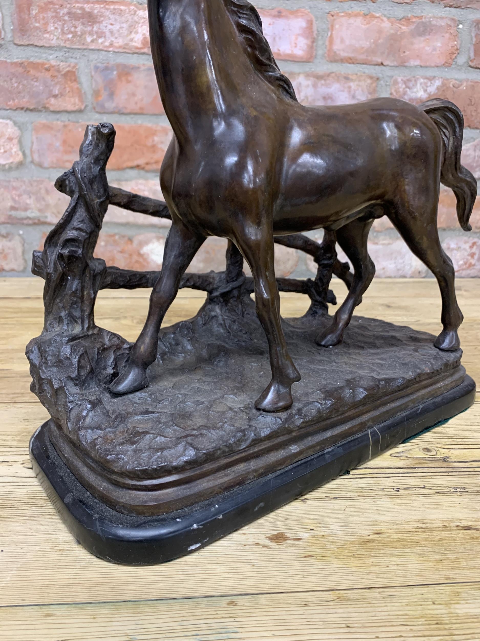 Cast bronze study of a horse and fence, on black marble base, H 36cm x W 39cm - Image 3 of 3