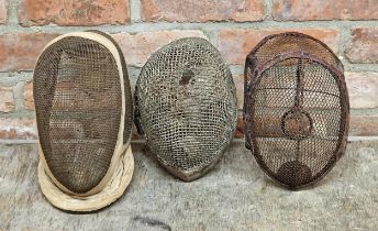 Three vintage fencing face masks, one by Leon Paul (3)