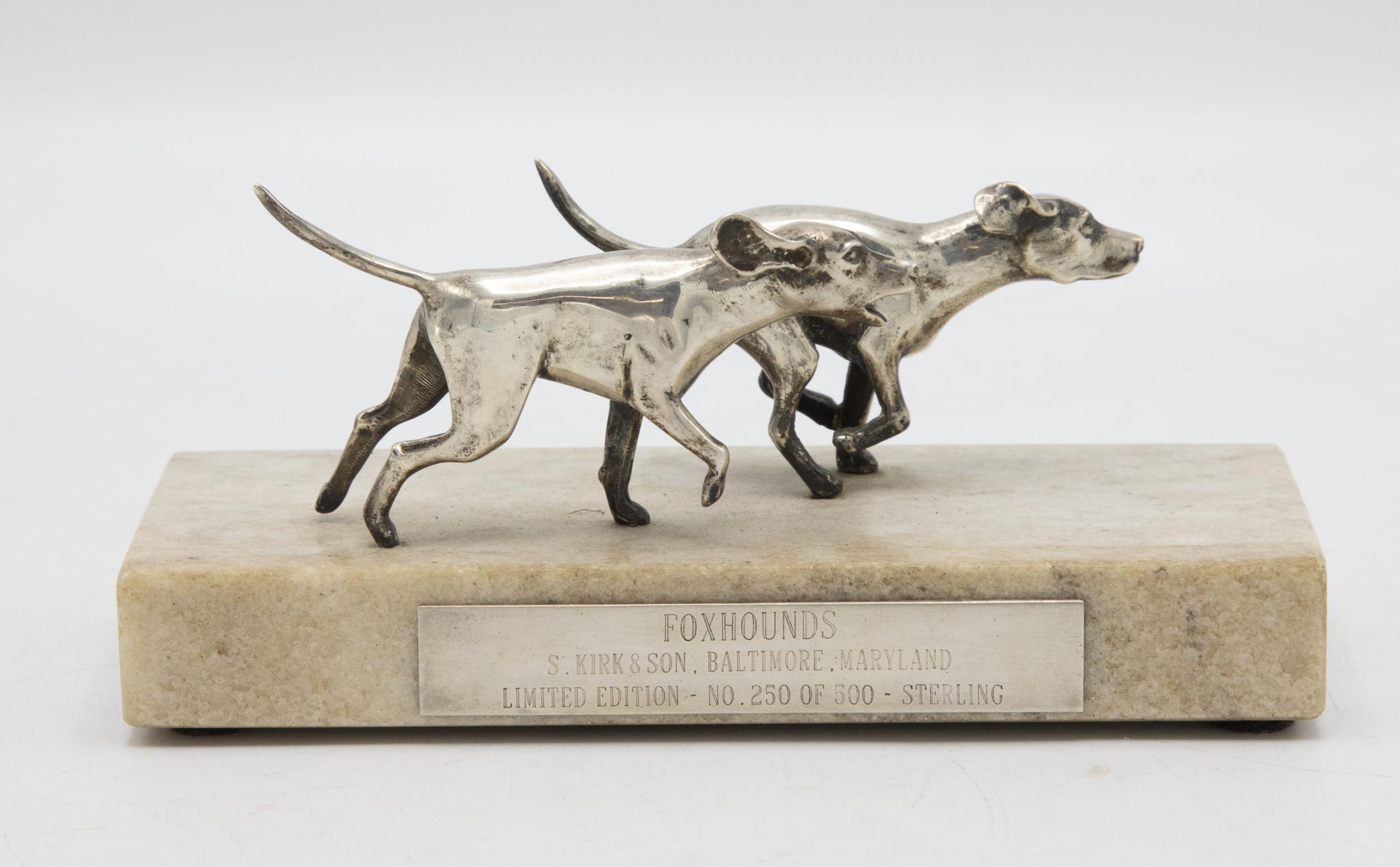 Attractive silver sculpture or paperweight of two silver Foxhounds, on a marble base with plaque - Image 2 of 3