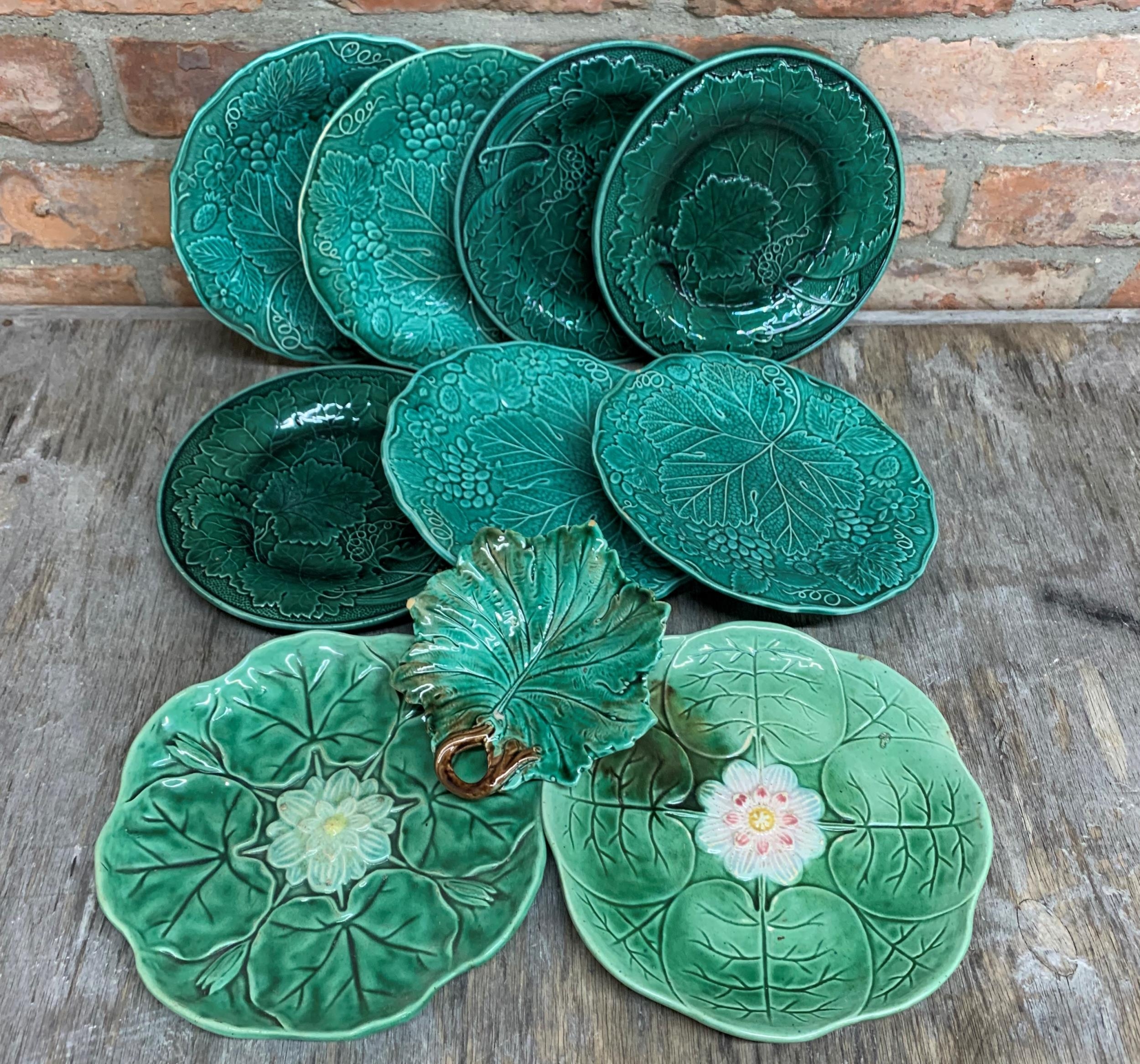 Quantity of green majolica cabbage leaf plates and dish (10)