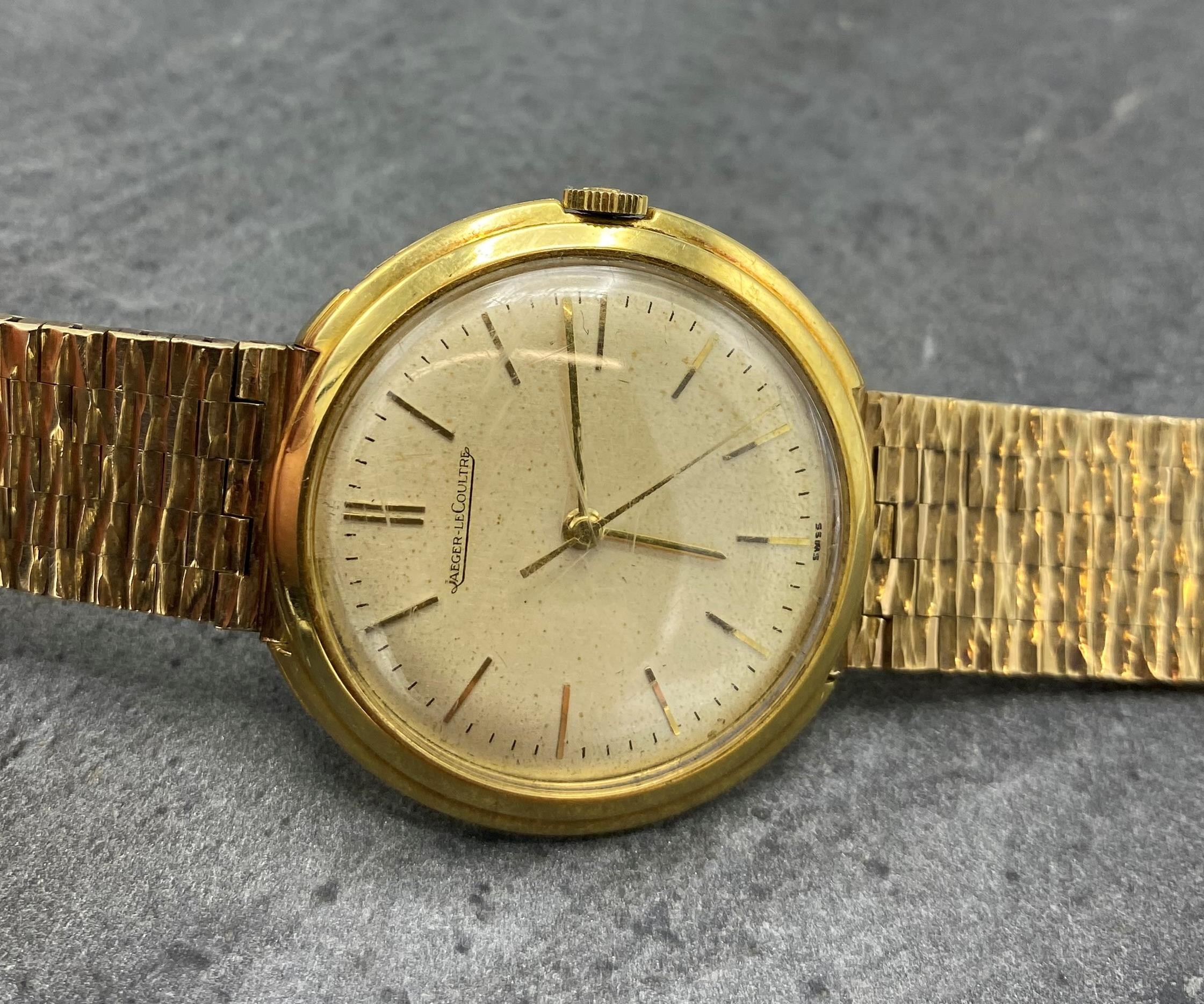 Vintage 18ct Jaeger-Le-Coultre gents dress watch, 35mm case, champagne dial with gilt hands and