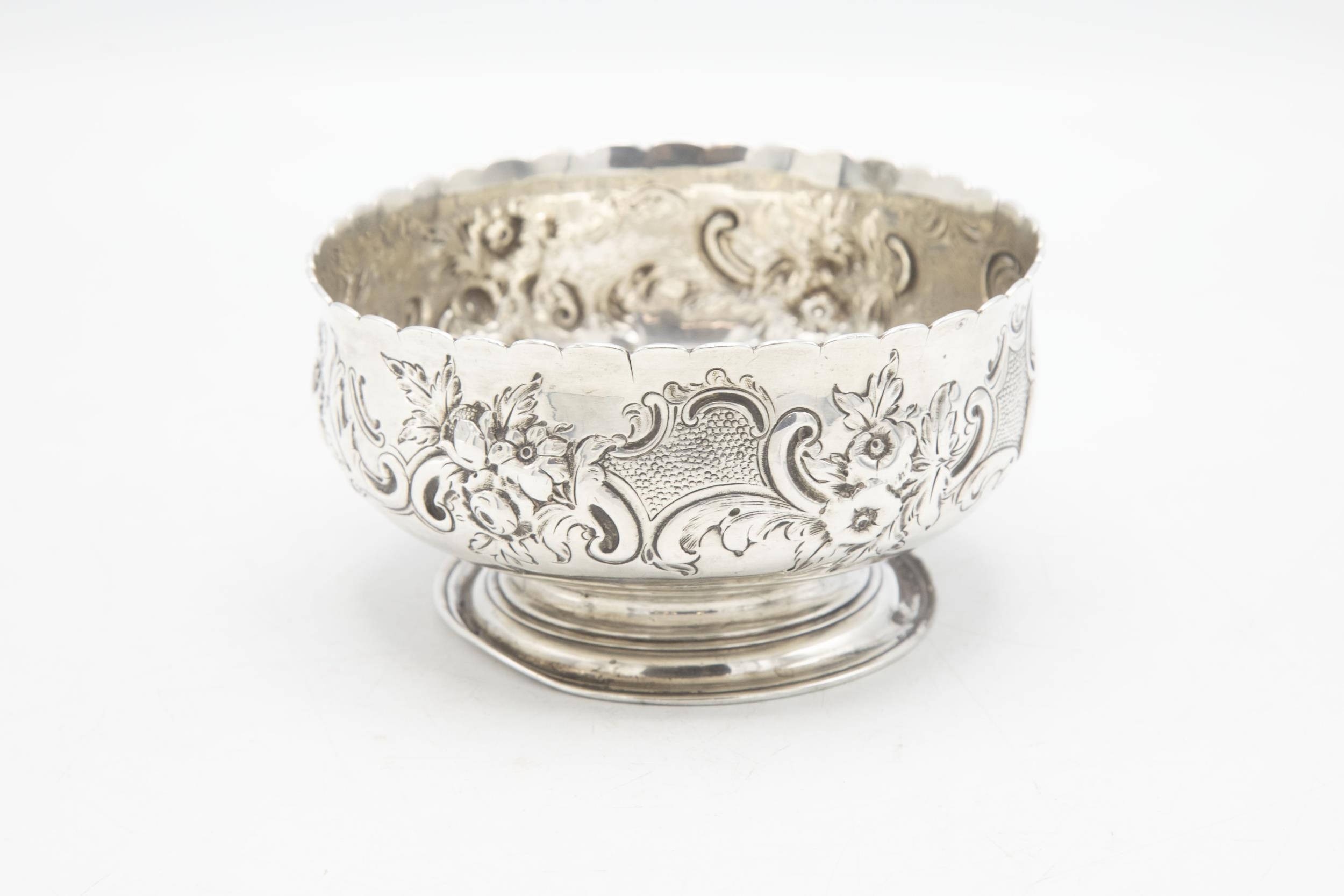 Victorian silver pedestal dish, chased with flowers, maker DJ & C Houle, London 1854, 12.5cm