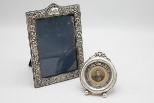 Early 20th century novelty silver tondo easel frame, pierced inscription 'For Unsparing Devotion