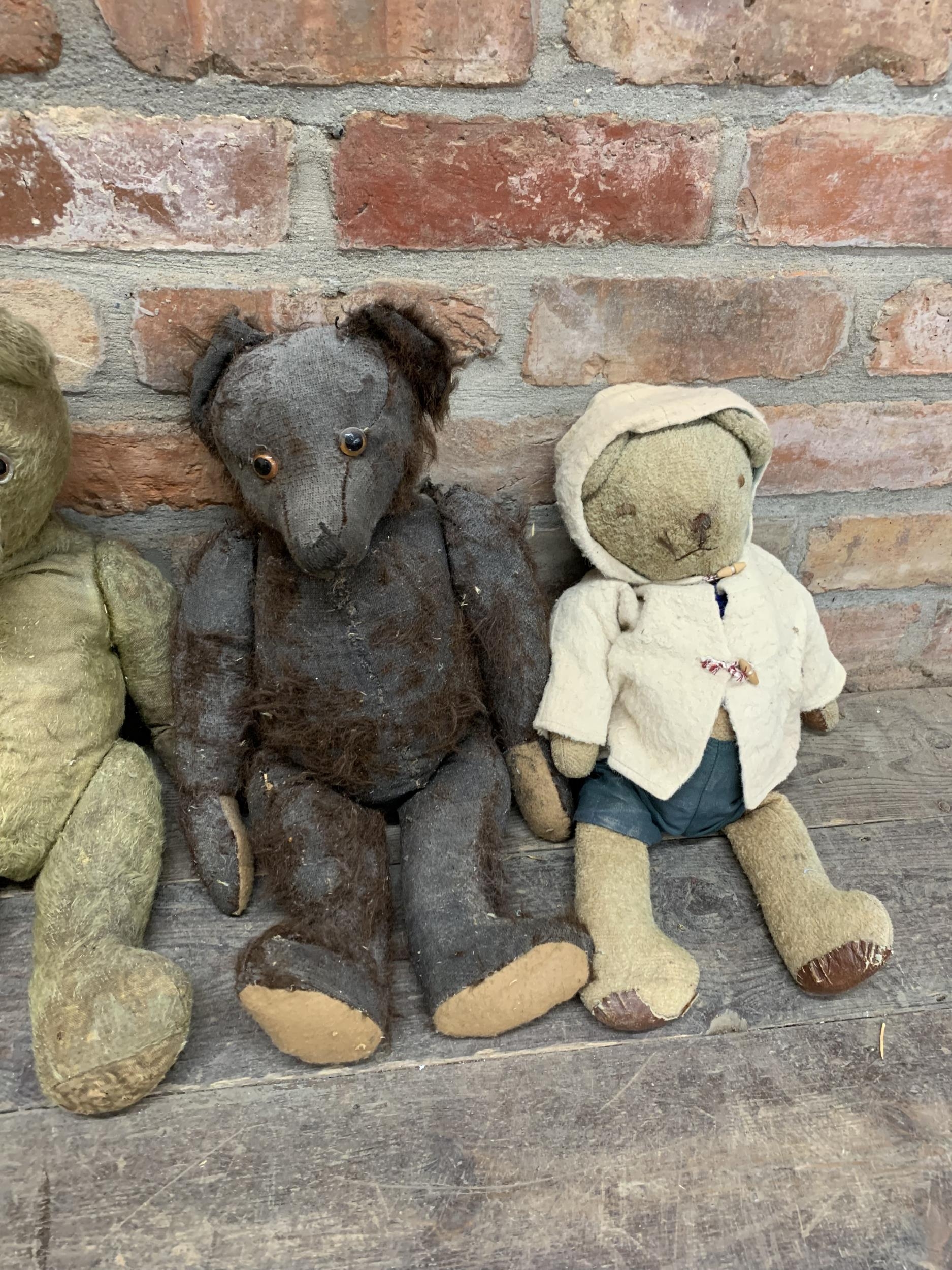 Quantity of antique and vintage mohair straw filled teddy bears, Largest 70cm, some AF (16) - Image 7 of 7