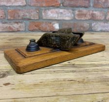 WWI Trench Art desktop pen holder with brass Mark IV tank mounted atop wooden base, H 8cm x W 30cm