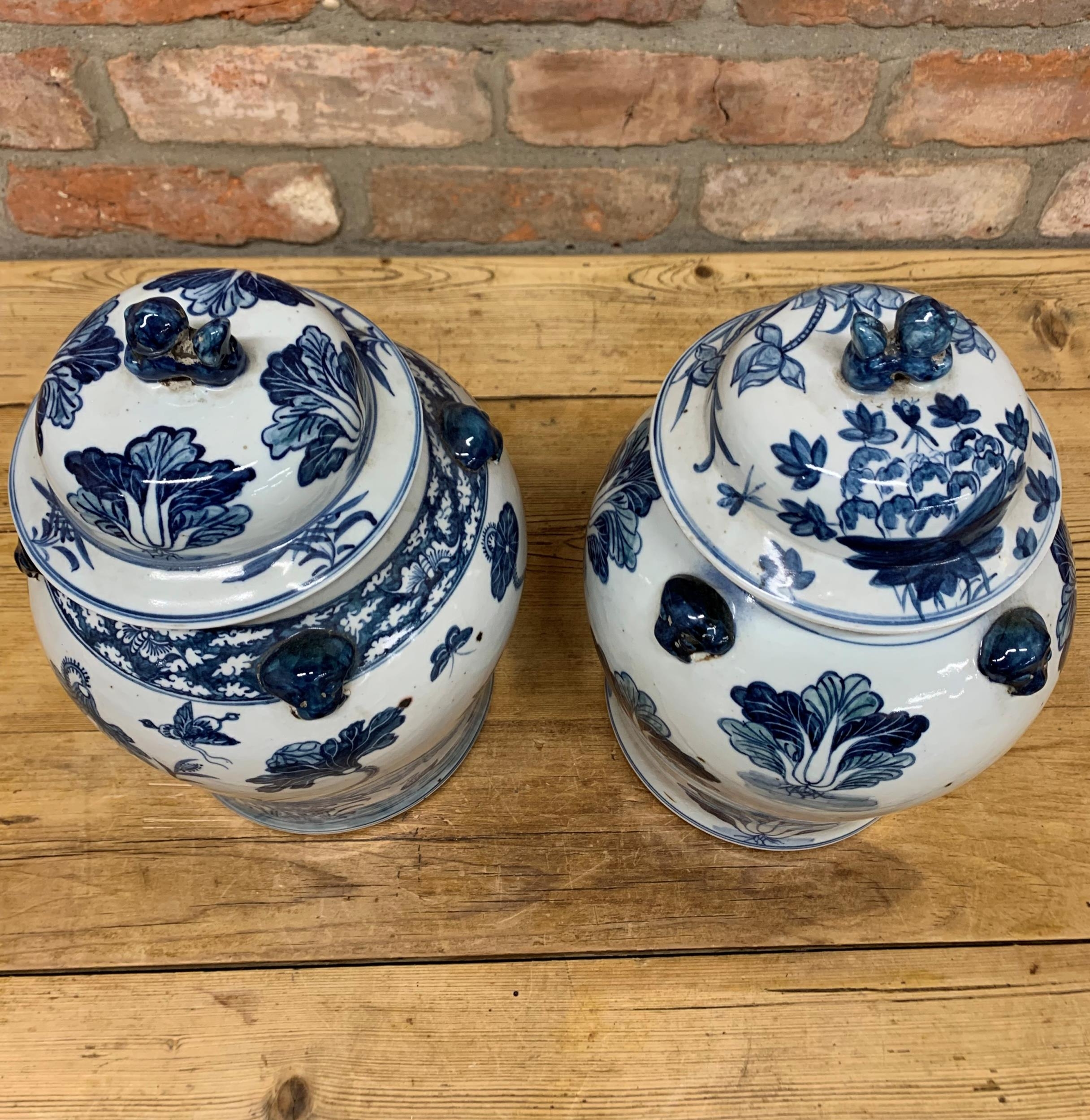 Matched pair of Chinese blue and white export porcelain lidded ginger jars, foo dog finial lid, H - Image 2 of 4