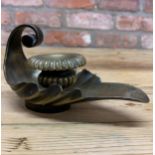 Antique Persian cast bronze lamp, with fluted sconce, 15cm long