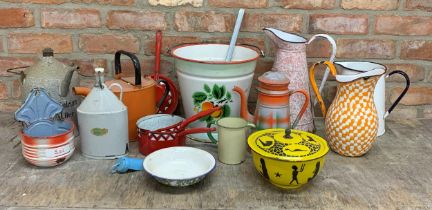 Quantity of mixed kitchen and pantry enamel wear to include pitchers, jugs, bowls & watering can (