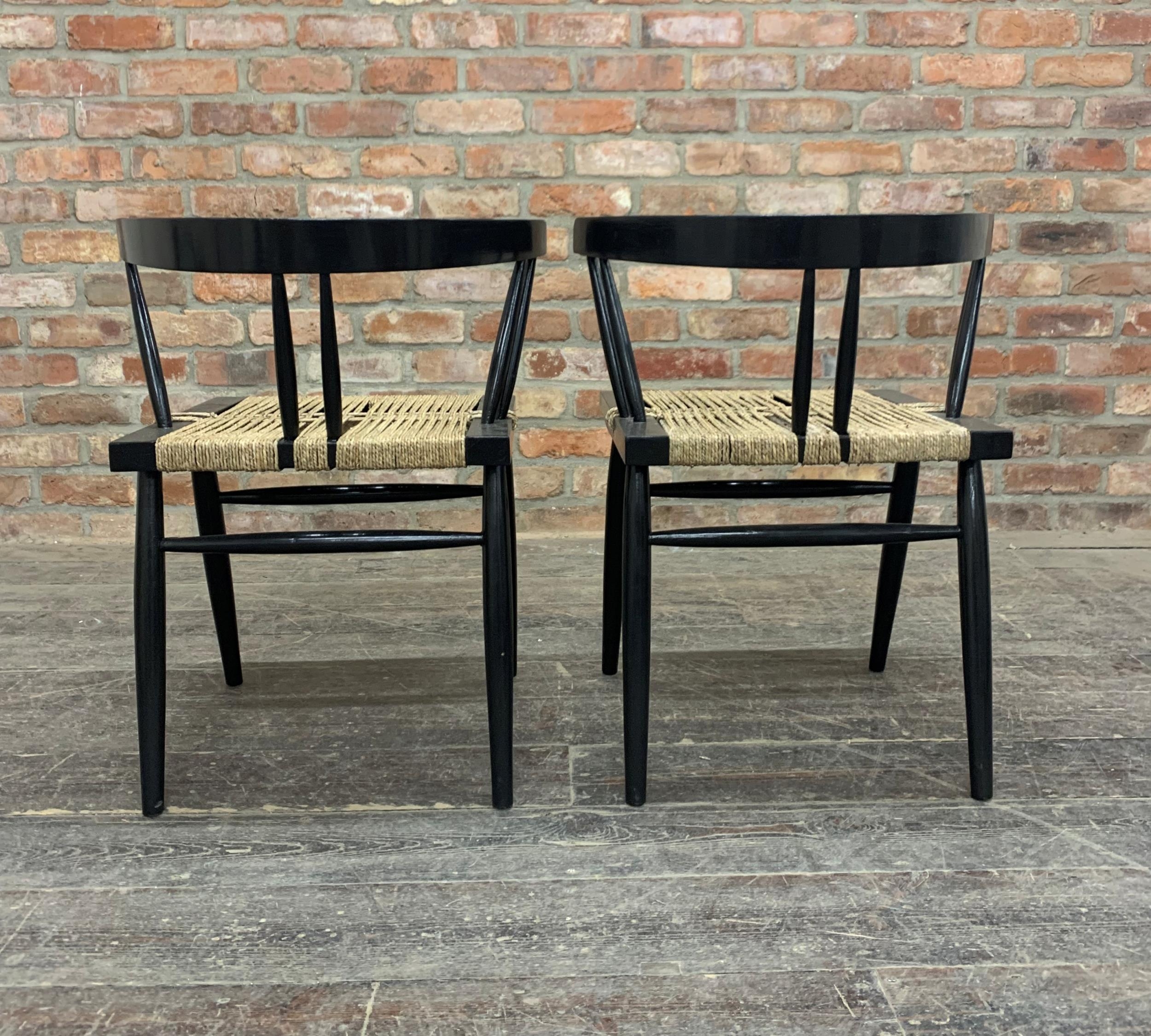 George Nakashima (1905-1990, American), "Ahmedabad" pair of chairs ebonised frames with woven - Bild 4 aus 4