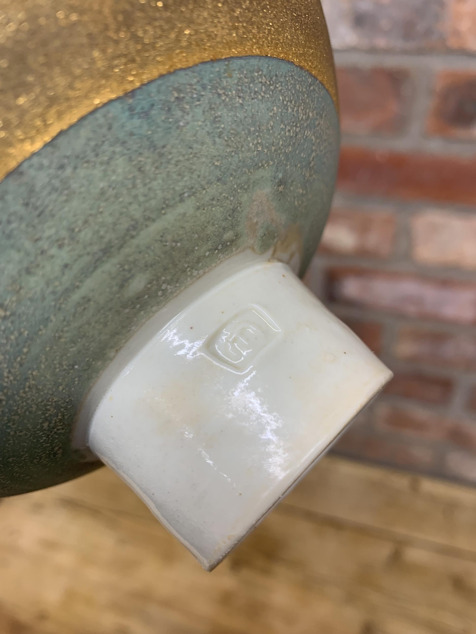 Mary Rich circular tapered studio pottery bowl with banded and gold crosshatch design, stamped to - Image 4 of 4