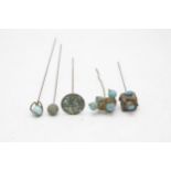 Quantity of hat pins all with turquoise coloured detail (5)