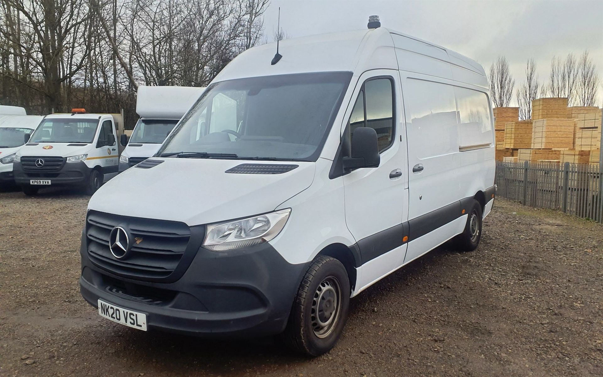 (ON SALE) MERCEDES-BENZ SPRINTER 314 CDI MWB - 2020 REG - START / STOP - CRUISE CONTROL - LOW MILES! - Image 3 of 9