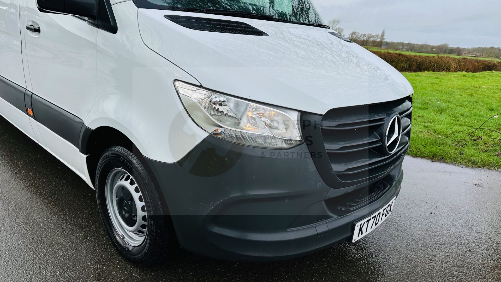 MERCEDES-BENZ SPRINTER 315 CDI *PROGRESSIVE* LWB HI-ROOF (2021 - FACELIFT MODEL) *EURO 6 / U-LEZ* - Image 15 of 40