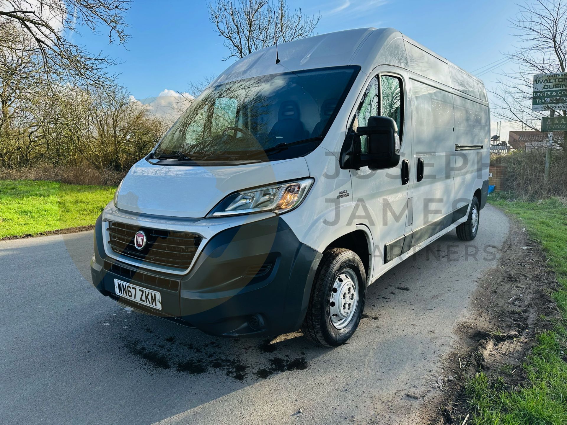 (On Sale) FIAT DUCATO 2.3 MULTI-JET (130) LONG WHEEL BASE HIGH ROOF - 2018 MODEL - EURO 6 - NO VAT ! - Image 4 of 29