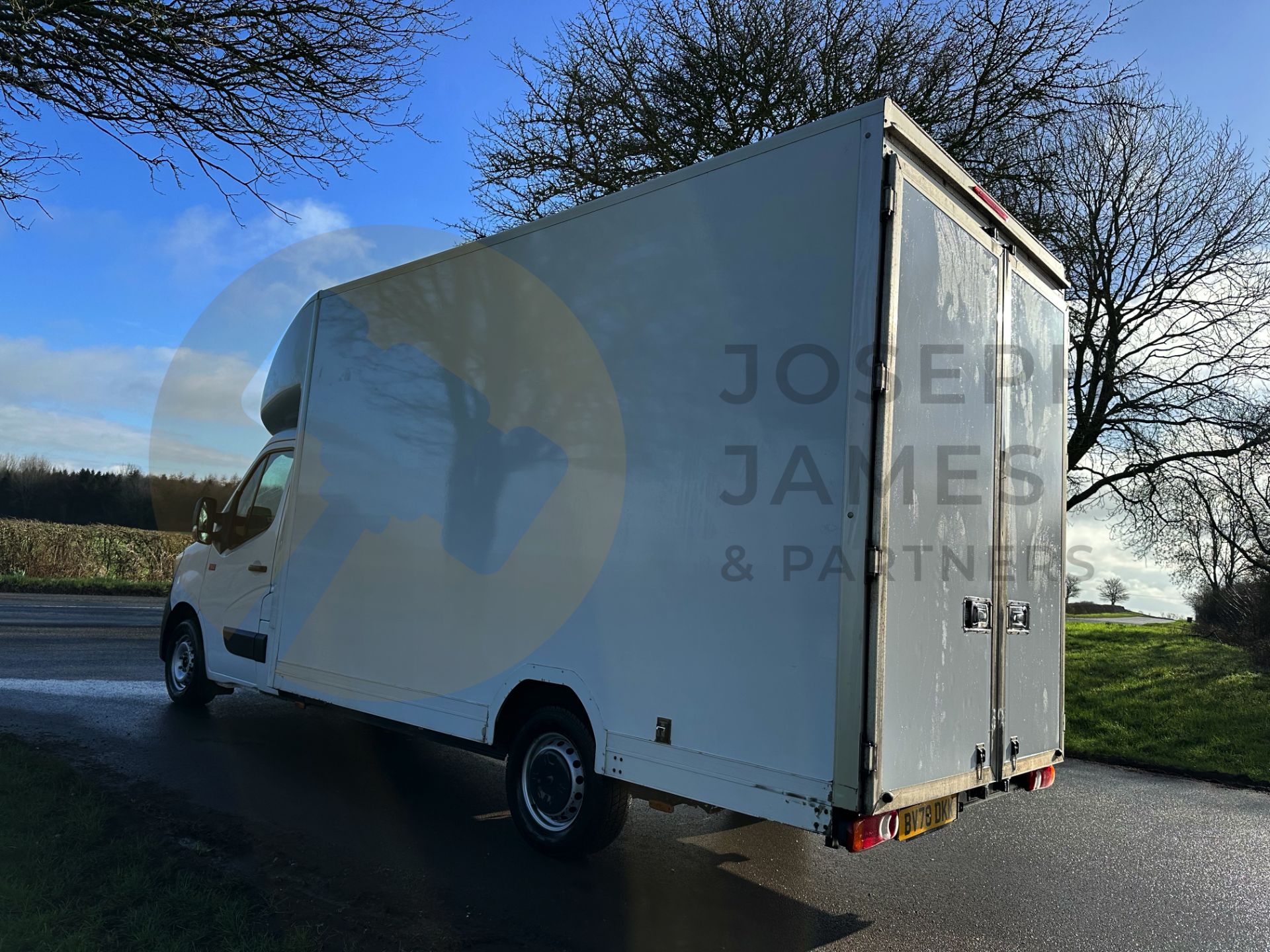 RENAULT MASTER LL35 *LWB - LOW LOADER / LUTON BOX* (2021 FACELIFT MODEL) 2.3 DCI - EURO 6 (3500 KG) - Image 10 of 40