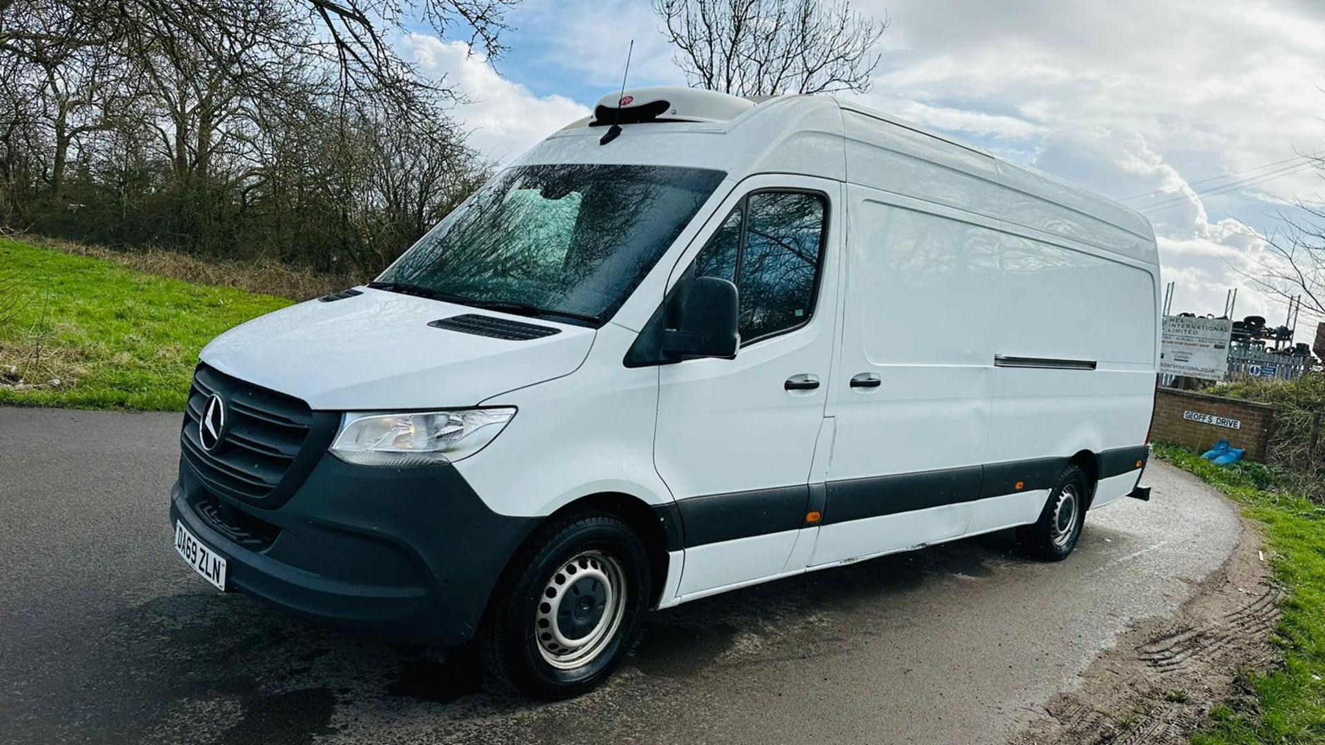 MERCEDES SPRINTER 316CDI FRIDGE VAN LONG WHEEL BASE - 69 REG - EURO 6 - 1 OWNER - *RARE LWB FRIDGE* - Image 5 of 41