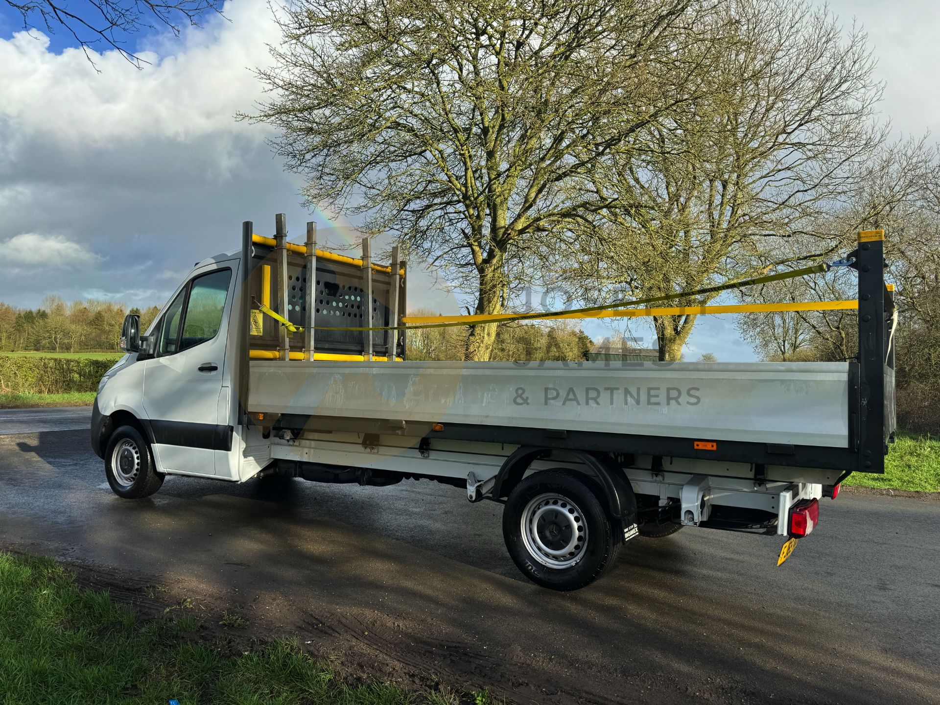 (ON SALE) MERCEDES SPRINTER 314 CDI *LWB - DROPSIDE TRUCK* (2020 -NEW MODEL) 7-G AUTOMATIC *EURO 6* - Image 9 of 36