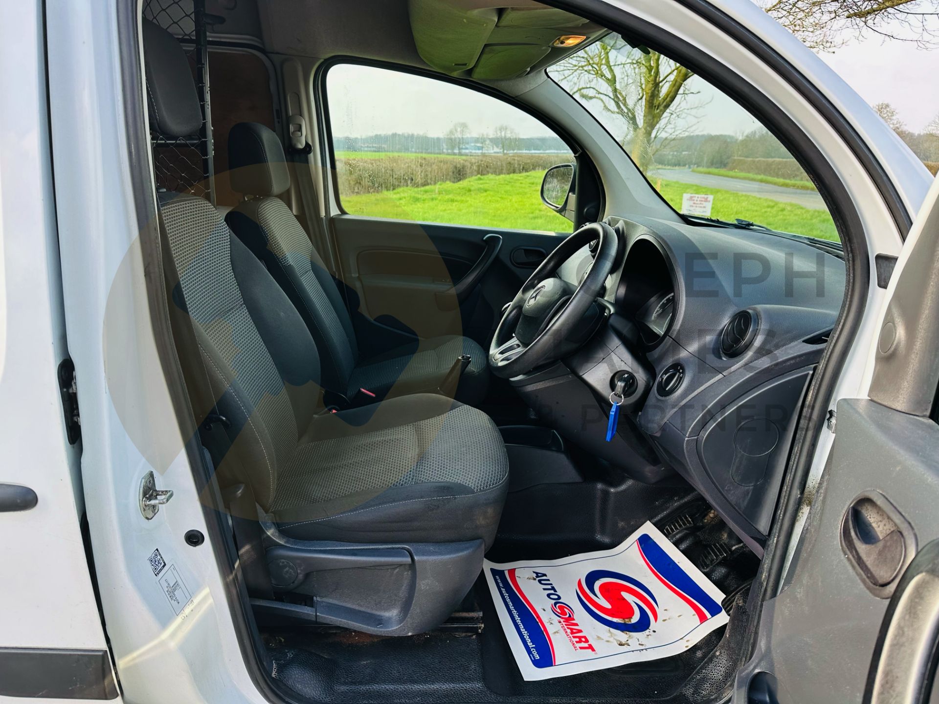 (On Sale) MERCEDES CITAN 111CDI "LWB" 2019 MODEL - AIR CON - EURO 6 - ELECTRIC PACK - NO VAT!!! - Image 18 of 28