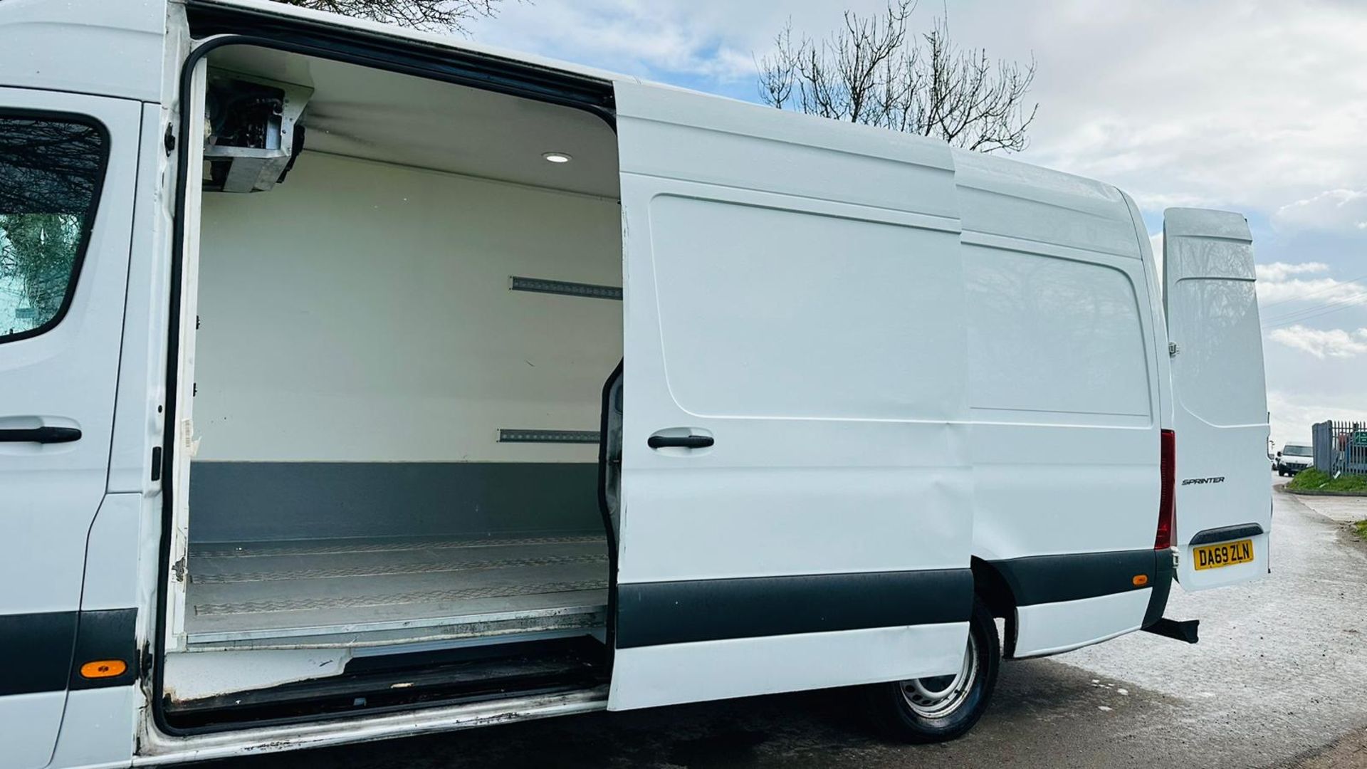 MERCEDES SPRINTER 316CDI FRIDGE VAN LONG WHEEL BASE - 69 REG - EURO 6 - 1 OWNER - *RARE LWB FRIDGE* - Bild 38 aus 41