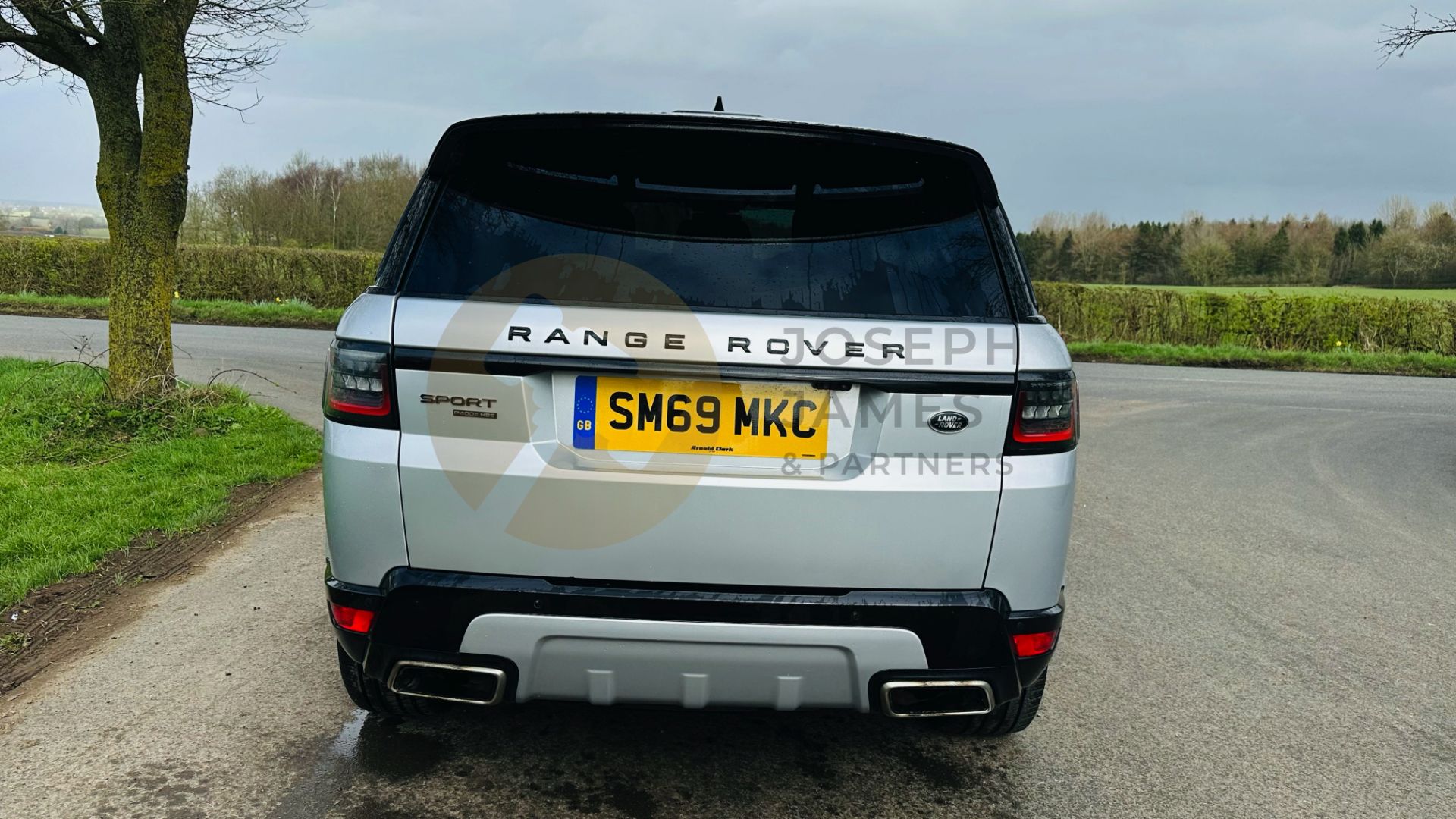 (On Sale) RANGE ROVER SPORT P400E *HSE EDITION* (2020) PHEV - 2.0 PETROL - ELECTRIC / HYBRID - Image 11 of 62