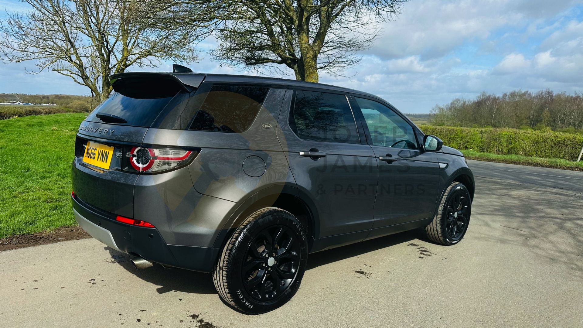 (On Sale) LAND ROVER DISCOVERY SPORT *HSE EDITION* 7 SEATER SUV (2017 - EURO 6) 2.0 TD4 - AUTOMATIC - Bild 12 aus 48