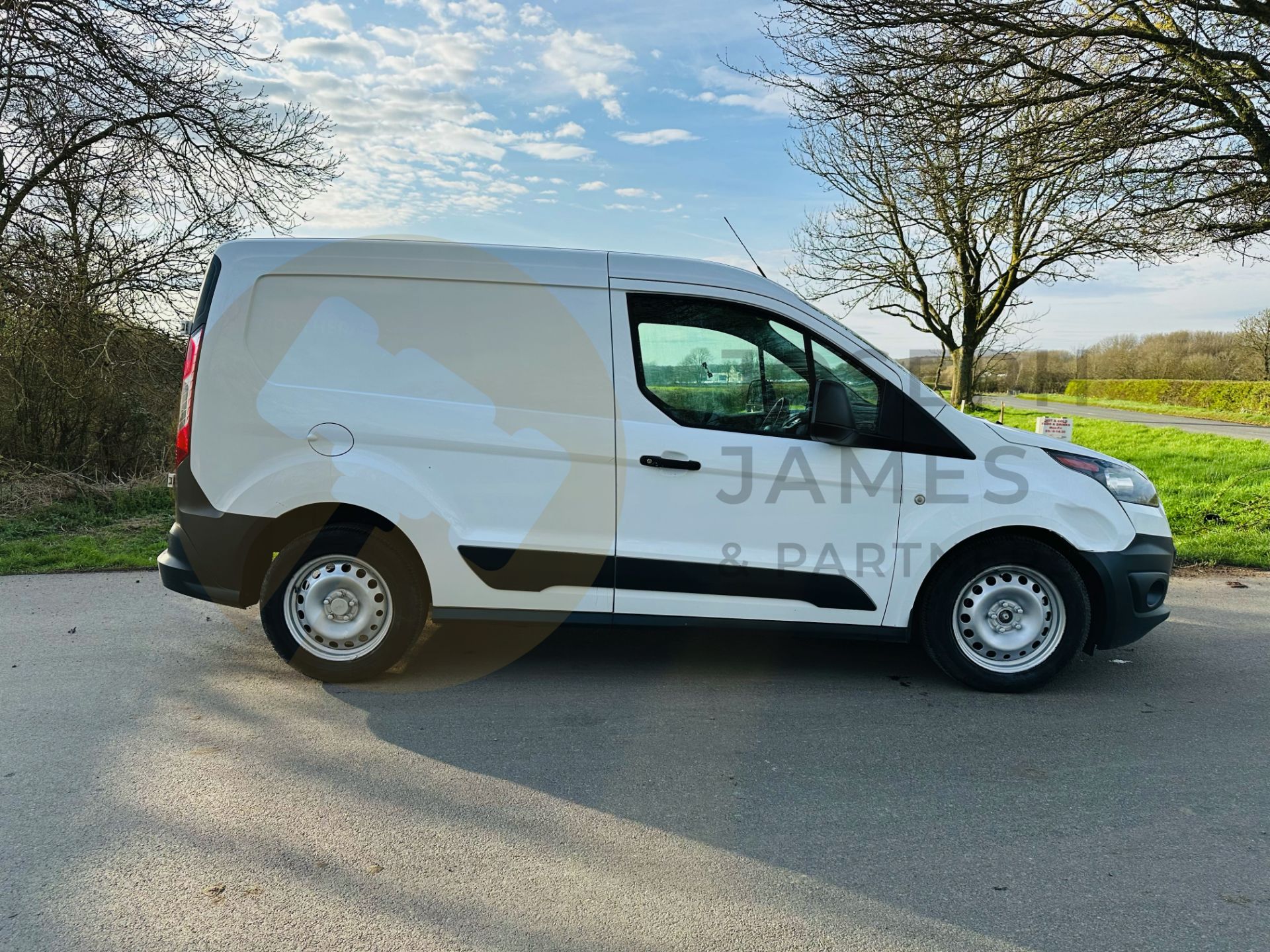 FORD TRANSIT CONNECT *SWB VERSION* (2018 - EURO 6) 1.5 TDCI (1 OWNER) *U-LEZ COMPLIANT* - Bild 10 aus 25