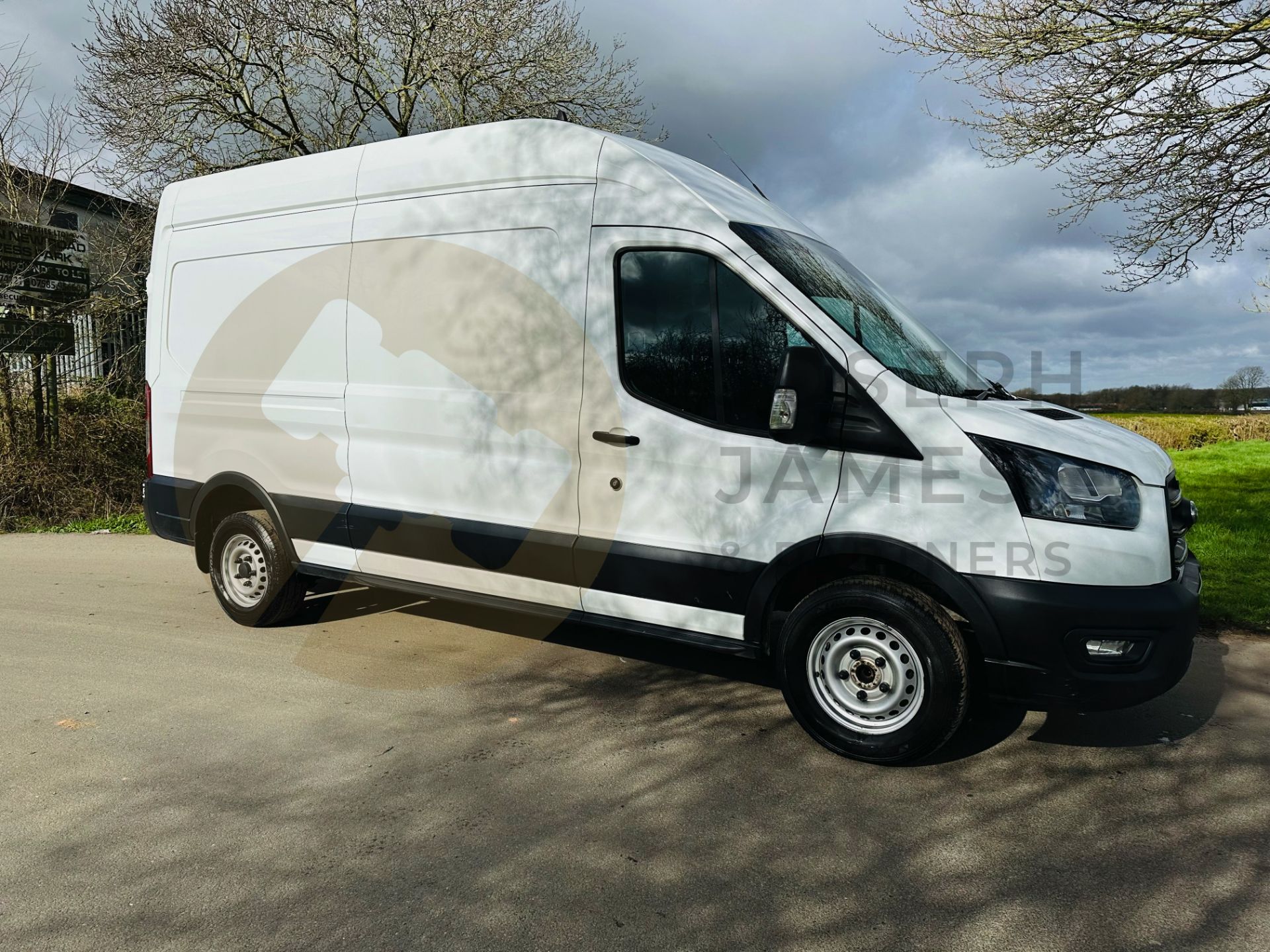 FORD TRANSIT 130 T350 *LEADER EDITION* LWB HI-ROOF (2022 FACELIFT MODEL) 2.0 TDCI 'ECOBLUE' *EURO 6*