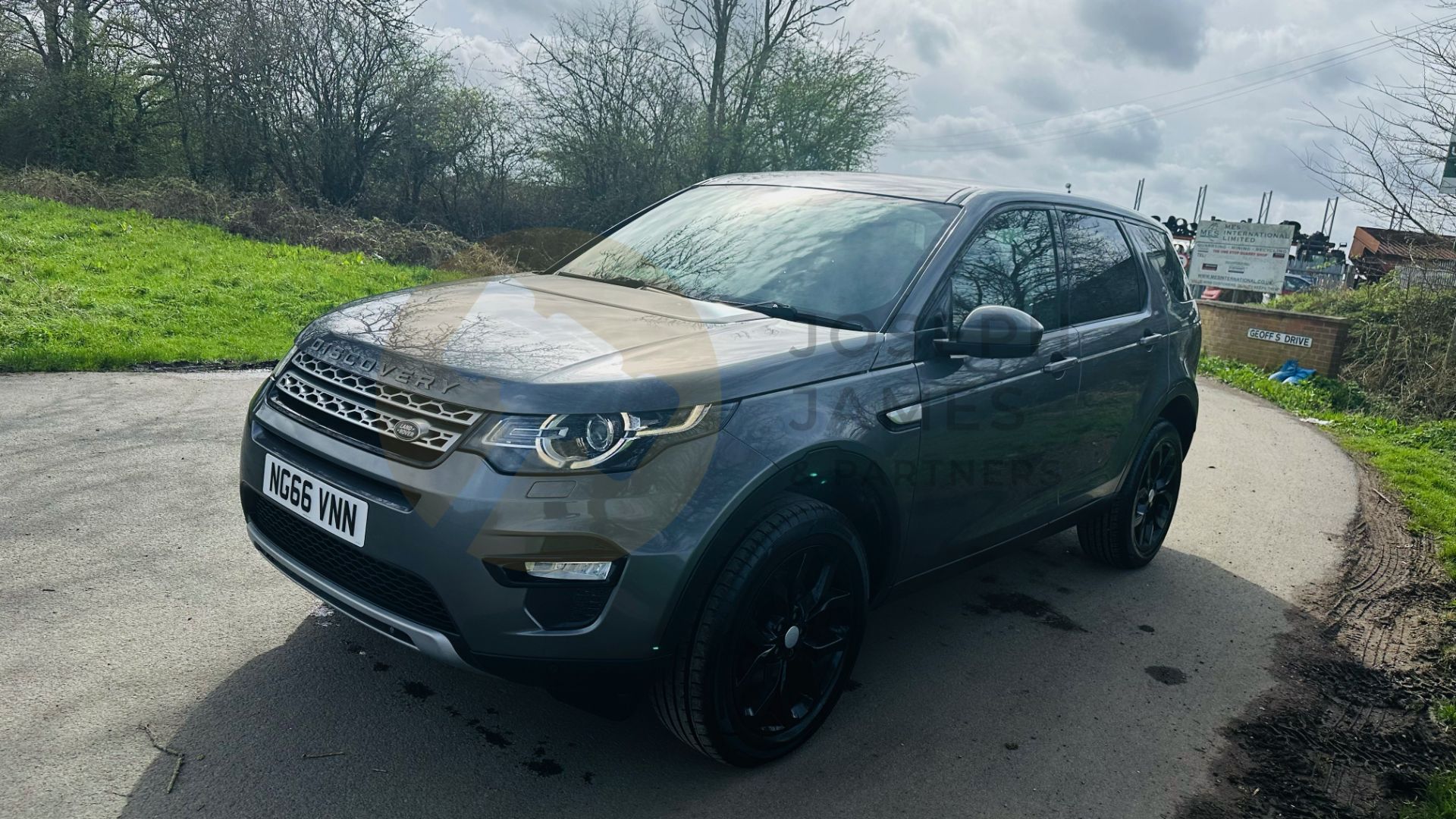 (On Sale) LAND ROVER DISCOVERY SPORT *HSE EDITION* 7 SEATER SUV (2017 - EURO 6) 2.0 TD4 - AUTOMATIC - Bild 5 aus 48