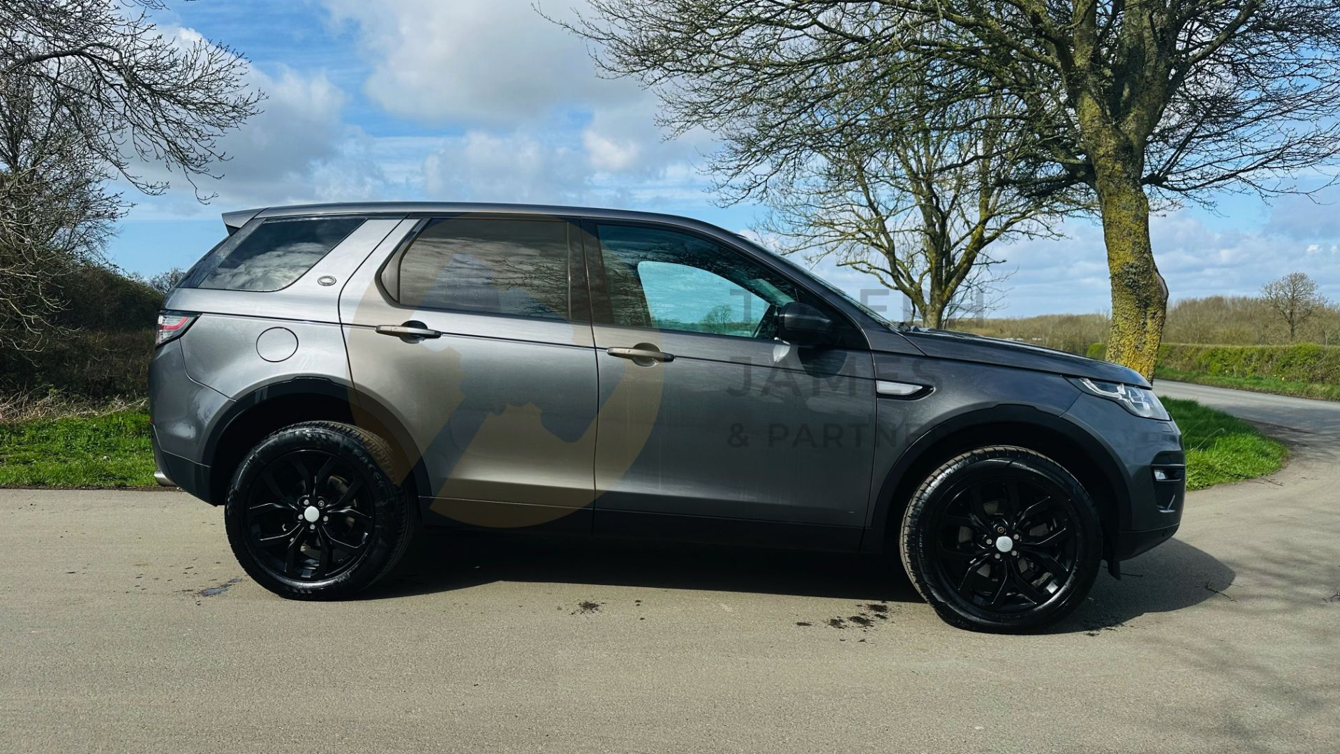 (On Sale) LAND ROVER DISCOVERY SPORT *HSE EDITION* 7 SEATER SUV (2017 - EURO 6) 2.0 TD4 - AUTOMATIC - Bild 14 aus 48