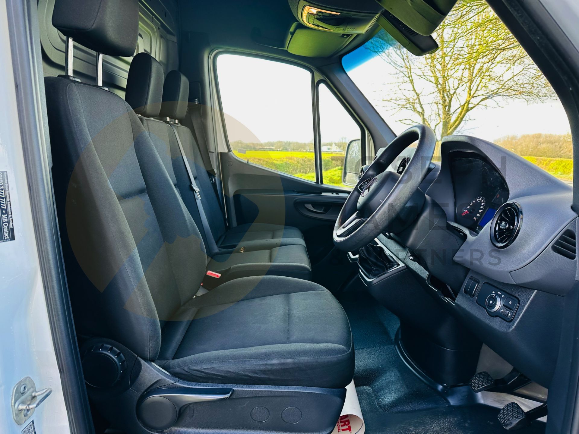 MERCEDES-BENZ SPRINTER 314 CDI *LWB HI-ROOF* (2020 - NEW MODEL) 141 BHP - 6 SPEED - EURO 6! - Image 21 of 32